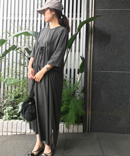Born（ボーン）の「Born Dolman-sleeve Maxi One-piece/ボーン ドルマン  スリーブ マキシ ワンピース（ワンピース・レディース・チャコールグレー/ブラウン/ネイビー・FREE）」の2枚目の写真