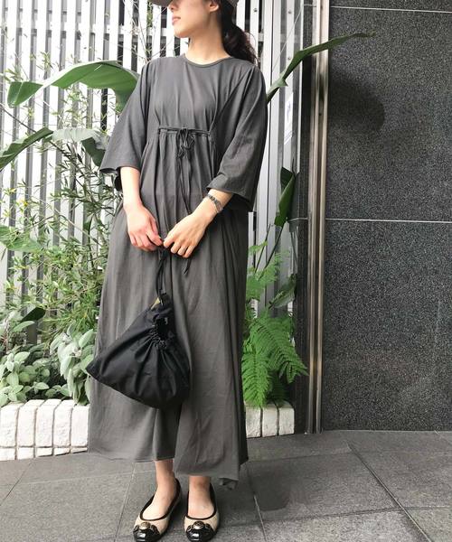 Born（ボーン）の「Born Dolman-sleeve Maxi One-piece/ボーン ドルマン  スリーブ マキシ ワンピース（ワンピース・レディース・チャコールグレー/ブラウン/ネイビー・FREE）」の6枚目の写真