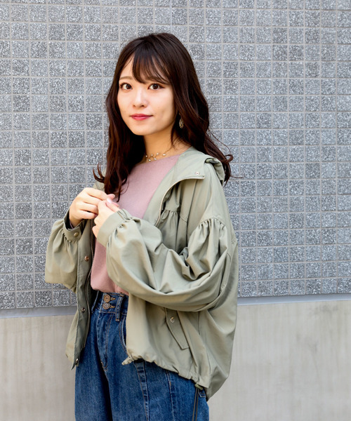 VANNIE U(ヴァニーユー)の「ボリュームスリーブマウンテンパーカー(マウンテンパーカー・レディース・ベージュ/カーキ/モカ・FREE)」の9枚目の写真