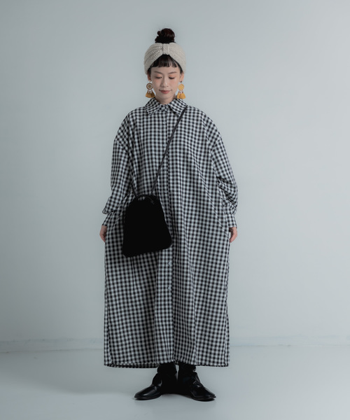 Libra Cue（リブラ キュー）の「Libra ギンガムチェックシャツワンピース（シャツワンピース・レディース・ブラック・FREE）」の3枚目の写真