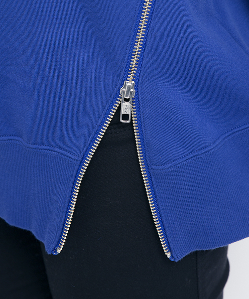 MILKFED.（ミルクフェド）の「SWEAT BIG TOP　（スウェットトップ/クルーネック/バックプリント有/ロゴ）（スウェット・レディース・ブラック/アッシュグレー/ブルー・SMALL/MEDIUM）」の9枚目の写真