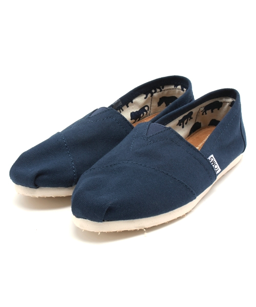 TOMS（トムス）の「トムス ウィメンズ クラシックキャンバス スリッポン TOMS W CLSC Canvas（スニーカー・レディース・ネイビー/ブラック/アッシュ/レッド/オフホワイト/ベージュ/オレンジ/オリーブ/ブラウン/ライトブルー/パープル・23cm/24cm/23.5cm/24.5cm/22cm/22.5cm）」の9枚目の写真