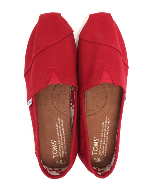TOMS（トムス）の「トムス ウィメンズ クラシックキャンバス スリッポン TOMS W CLSC Canvas（スニーカー・レディース・ネイビー/ブラック/アッシュ/レッド/オフホワイト/ベージュ/オレンジ/オリーブ/ブラウン/ライトブルー/パープル・23cm/24cm/23.5cm/24.5cm/22cm/22.5cm）」の15枚目の写真