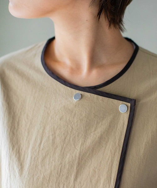 MARECHAL TERRE（マルシャルテル）の「パイピングコート（トレンチコート・レディース・ベージュ/ネイビー/ホワイト系その他・SMALL/MEDIUM）」の10枚目の写真