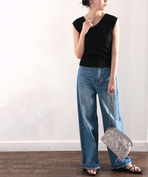 classicalelf（クラシカルエルフ）の「カットリブ アシンメトリー無地ショルダー変形タンクトップ(袖なし)（タンクトップ・レディース・ブラック/アイボリー/グレイッシュベージュ・MEDIUM/LARGE）」の7枚目の写真