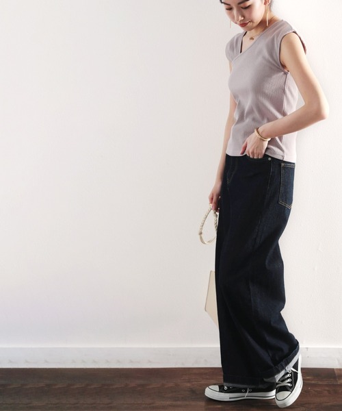 classicalelf（クラシカルエルフ）の「カットリブ アシンメトリー無地ショルダー変形タンクトップ(袖なし)（タンクトップ・レディース・ブラック/アイボリー/グレイッシュベージュ・MEDIUM/LARGE）」の6枚目の写真