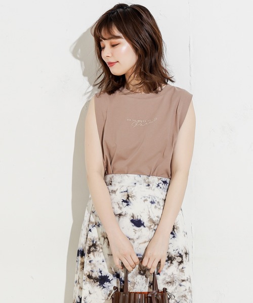 natural couture(ナチュラルクチュール)の「ちびロゴノースリT(Tシャツ/カットソー・レディース・オフホワイト/ミント/モカ/スミクロ・FREE)」の4枚目の写真