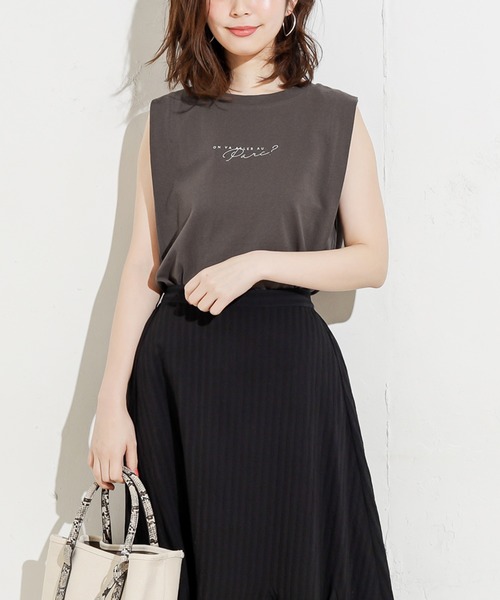 natural couture(ナチュラルクチュール)の「ちびロゴノースリT(Tシャツ/カットソー・レディース・オフホワイト/ミント/モカ/スミクロ・FREE)」の11枚目の写真