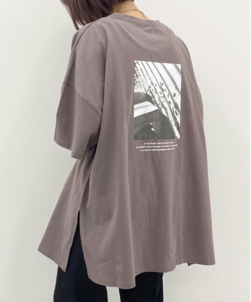 apres jour mignon(アプレジュールミニョン)の「アソートスリットBIGTシャツ4【ZOZOTOWN限定アイテム】(Tシャツ/カットソー・レディース・ホワイト/ホワイト系その他/その他/ライトホワイト/パープル/チャコールグレー/カーキ/パープル系その他/ホワイト系その他2/オレンジ系その他/グリーン系その他/オフホワイト/ダークブルー/ブラック・フリー)」の12枚目の写真