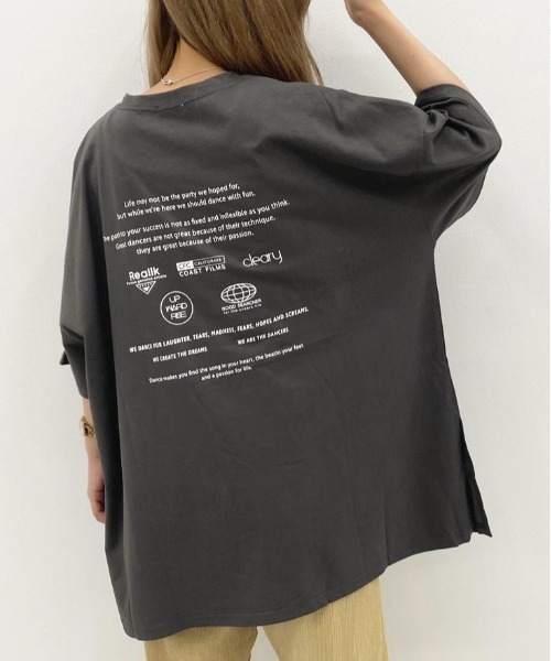 apres jour mignon(アプレジュールミニョン)の「アソートスリットBIGTシャツ4【ZOZOTOWN限定アイテム】(Tシャツ/カットソー・レディース・ホワイト/ホワイト系その他/その他/ライトホワイト/パープル/チャコールグレー/カーキ/パープル系その他/ホワイト系その他2/オレンジ系その他/グリーン系その他/オフホワイト/ダークブルー/ブラック・フリー)」の7枚目の写真