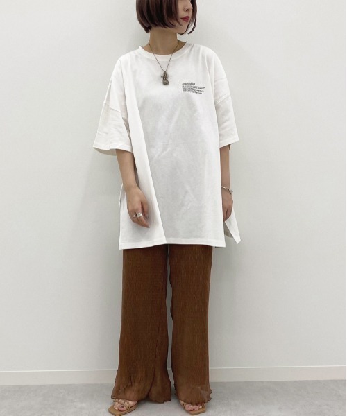 apres jour mignon(アプレジュールミニョン)の「アソートスリットBIGTシャツ4【ZOZOTOWN限定アイテム】(Tシャツ/カットソー・レディース・ホワイト/ホワイト系その他/その他/ライトホワイト/パープル/チャコールグレー/カーキ/パープル系その他/ホワイト系その他2/オレンジ系その他/グリーン系その他/オフホワイト/ダークブルー/ブラック・フリー)」の15枚目の写真