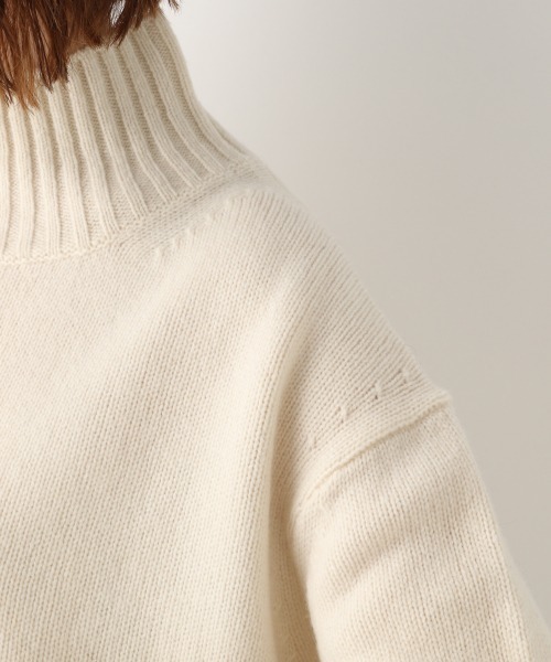 A part by(アパートバイ)の「5GWオフタートル 910535(ニット/セーター・レディース・ライトグレー/ベージュ/オフホワイト/ダークネイビー/グリーン系その他4/ホワイト系その他3/ブラック/グレー系その他2/グリーン系その他5・FREE)」の13枚目の写真