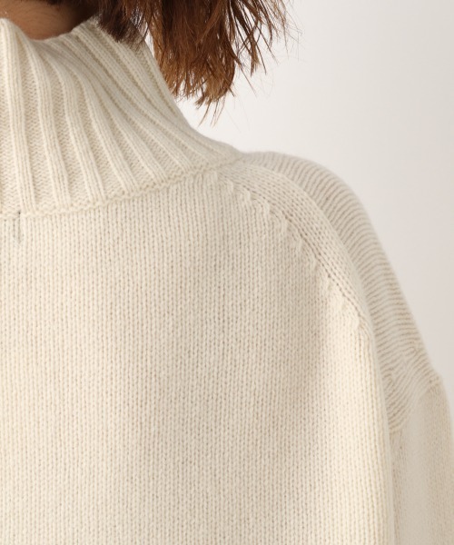 A part by(アパートバイ)の「5GWオフタートル 910535(ニット/セーター・レディース・ライトグレー/ベージュ/オフホワイト/ダークネイビー/グリーン系その他4/ホワイト系その他3/ブラック/グレー系その他2/グリーン系その他5・FREE)」の17枚目の写真