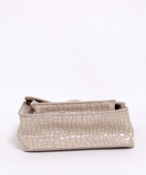 archives（アルシーヴ）の「フラップクラシックショルダー（ショルダーバッグ・レディース・ブラック/グレー系その他/ブラウン/ベージュ・FREE）」の5枚目の写真