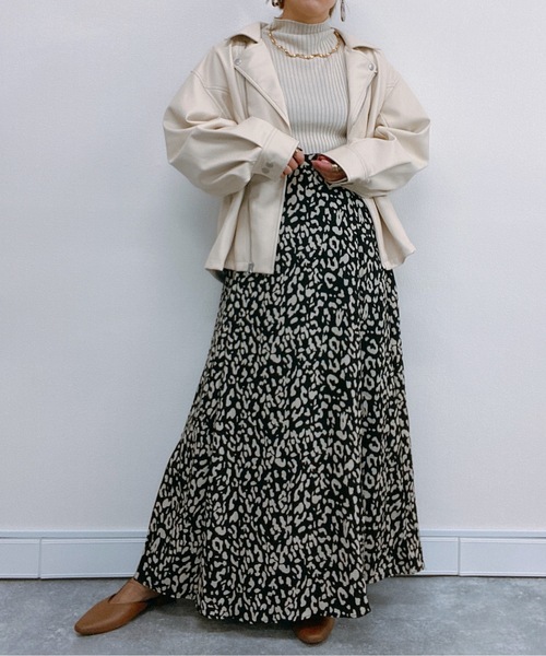 ap retro（アプレトロ）の「フェイクレザーライダースブルゾン【ZOZOTOWN限定商品】（ブルゾン・レディース・アイボリー/ブラック/ブラウン・FREE）」の11枚目の写真