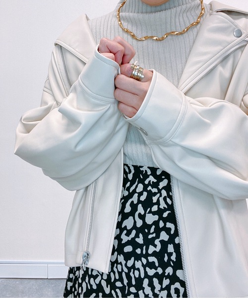 ap retro（アプレトロ）の「フェイクレザーライダースブルゾン【ZOZOTOWN限定商品】（ブルゾン・レディース・アイボリー/ブラック/ブラウン・FREE）」の10枚目の写真