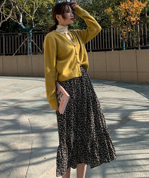 DAY CLOSET（デイ クローゼット）の「【non-no1.2月合併号掲載/低身長・小柄さんサイズ】レディース 中厚手ミディレトロカラーニットカーディガン ショート丈（カーディガン/ボレロ・レディース・ブラック/イエロー/ダークブラウン/モカ/アイボリー/グレー/ワイン/プラム/パープル/オレンジ/ピンク系その他・ONE SIZE）」の18枚目の写真