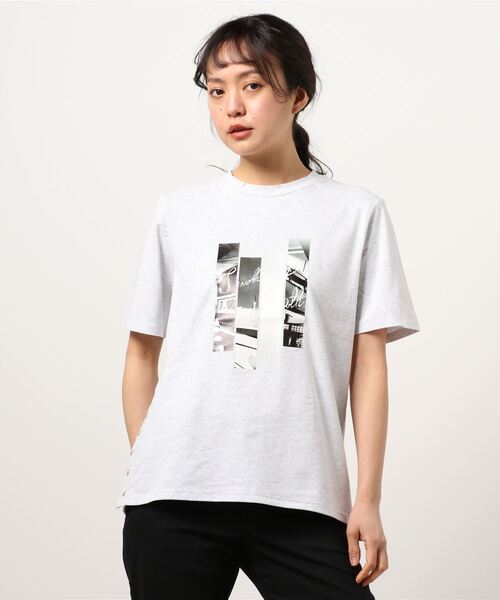 BDONNA（ビドンナ）の「丸首プリントTシャツ（Tシャツ/カットソー・レディース・ホワイト/ライトグレー/ネイビー・MEDIUM）」の3枚目の写真