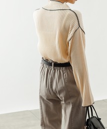 COLONY 2139（コロニートゥーワンスリーナイン）の「配色トリミングアウトリンキングニットプルオーバー（ニット/セーター・レディース）」