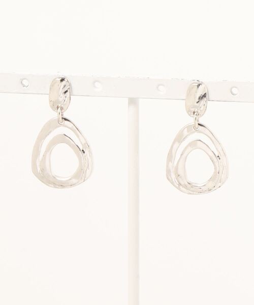 Shirmie(シェルミー)の「【Shirmie】サークルモチーフピアス(ピアス(両耳用)・レディース・シルバー系その他2/シルバー系その他6/ゴールド系その他5/ゴールド系その他6/ゴールド系その他2/ゴールド系その他4/シルバー系その他5/ゴールド系その他/シルバー系その他7/シルバー/シルバー系その他3/シルバー系その他4/シルバー系その他/ゴールド系その他7/ゴールド系その他3/ゴールド・FREE)」の3枚目の写真