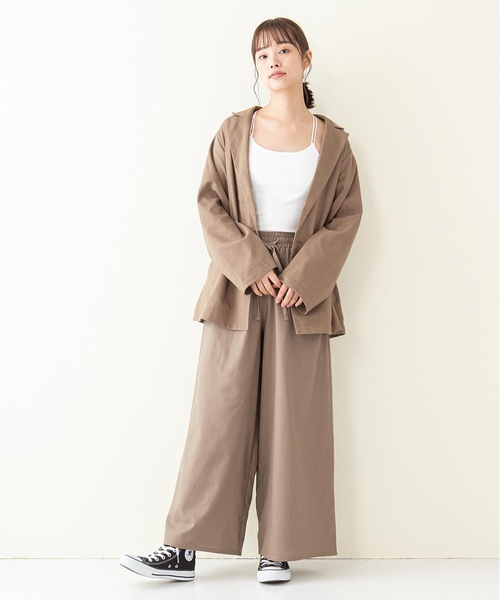 INNOCENT BLUE(イノセントブルー)の「【innocent blue/イノセントブルー】バックレースカップ付キャミソール 肉感ストレッチテレコリブ使用(タンクトップ・レディース・ブラック/ベージュ/オフホワイト/ライトブラウン・MEDIUM)」の5枚目の写真