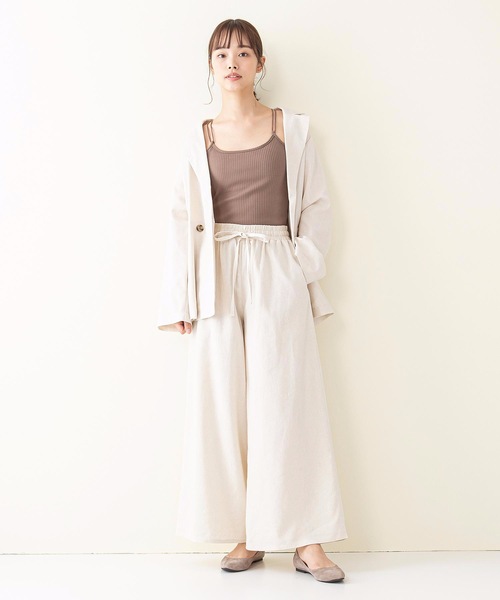 INNOCENT BLUE(イノセントブルー)の「【innocent blue/イノセントブルー】バックレースカップ付キャミソール 肉感ストレッチテレコリブ使用(タンクトップ・レディース・ブラック/ベージュ/オフホワイト/ライトブラウン・MEDIUM)」の15枚目の写真