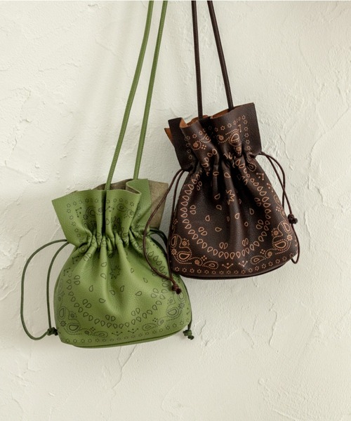 Ambre Neige（アンブルネージュ）の「ペイズリー柄 巾着バック／【WEB/EC限定商品】（ショルダーバッグ・レディース・ダークブラウン/ライトグリーン/ライトブラウン/ブラック・FREE）」の5枚目の写真
