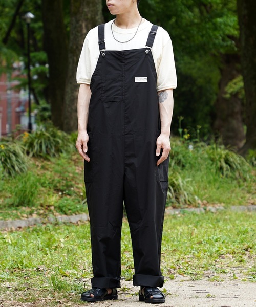 WILDERNESS EXPERIENCE（ウィルダネスエクスペリエンス）の「WILDERNESS EXPERIENCE ウィルダネス エクスペリエンス ポケットサロペット（デニムパンツ・メンズ・ベージュ/カーキ/ブラック・MEDIUM/LARGE）」の2枚目の写真