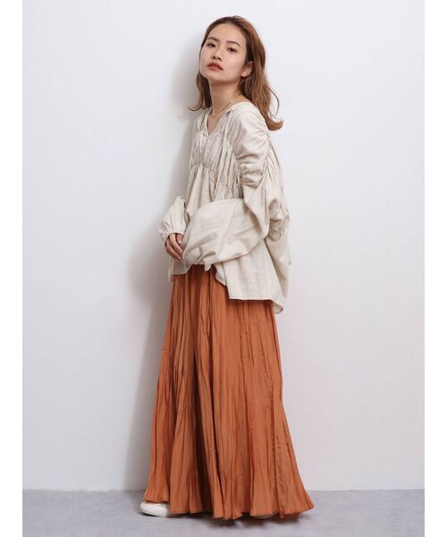 Ungrid（アングリッド）の「ランダムプリーツマキシスカート（スカート・レディース・チャコールグレー/オレンジ/ベージュ・FREE）」の14枚目の写真