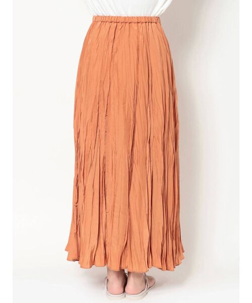 Ungrid（アングリッド）の「ランダムプリーツマキシスカート（スカート・レディース・チャコールグレー/オレンジ/ベージュ・FREE）」の20枚目の写真