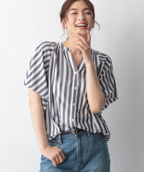 GLOBAL WORK（グローバルワーク）の「さらさらリラックスプリントブラウス半袖/934177（シャツ/ブラウス・レディース・ホワイト/ライトグレー/ブラック/ベージュ/ネイビー/オフホワイト/その他/ダークグレー/アイボリー/ダークブルー/ホワイト系その他2/ブルー/グレー系その他/グリーン系その他3/イエロー系その他/ホワイト系その他3・SMALL/MEDIUM/LARGE）」の13枚目の写真