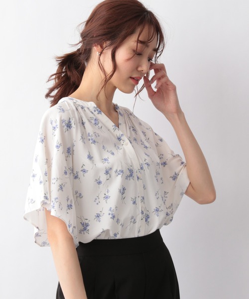 GLOBAL WORK（グローバルワーク）の「さらさらリラックスプリントブラウス半袖/934177（シャツ/ブラウス・レディース・ホワイト/ライトグレー/ブラック/ベージュ/ネイビー/オフホワイト/その他/ダークグレー/アイボリー/ダークブルー/ホワイト系その他2/ブルー/グレー系その他/グリーン系その他3/イエロー系その他/ホワイト系その他3・SMALL/MEDIUM/LARGE）」の19枚目の写真