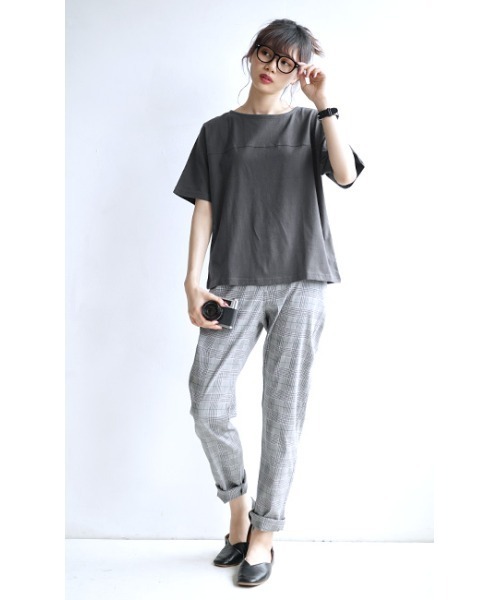 zootie（ズーティー）の「コットンカットソー［半袖/無地］（Tシャツ/カットソー・レディース・ライトグレー/ダークラベンダー/チャコール/ブラック/ベージュ系その他/ホワイト・L/M/LL）」の15枚目の写真