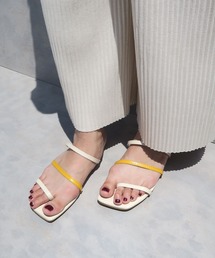 mio notis | バイカラーベルトトングサンダル(サンダル)