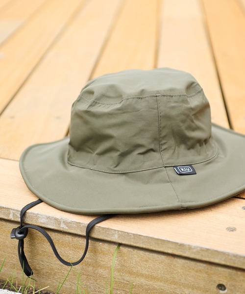 KiU(キウ)の「【KiU/キウ】TREKKING HAT STRAP WIRE 3LAYER(ハット・メンズ・ベージュ/ネイビー/ブラック/カーキ/ベージュ系その他・61)」の1枚目の写真