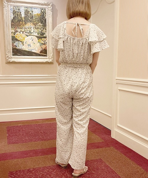 apres jour(アプレジュール)の「ラッフルオールインワン【ZOZOTOWN限定アイテム】【6AP】(つなぎ/オールインワン・レディース・アイボリー/モカ/オフホワイト/ピンクベージュ・MEDIUM/SMALL/X-LARGE)」の22枚目の写真
