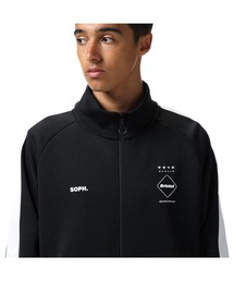 F.C.Real Bristol（エフシーレアルブリストル）の「TRAINING TRACK