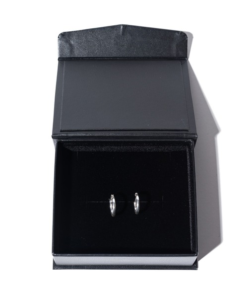 glamb（グラム）の「Hoop Pierce (14mm) / フープピアス (14mm)（ピアス（両耳用）・メンズ・ゴールド/シルバー・FREE）」の5枚目の写真