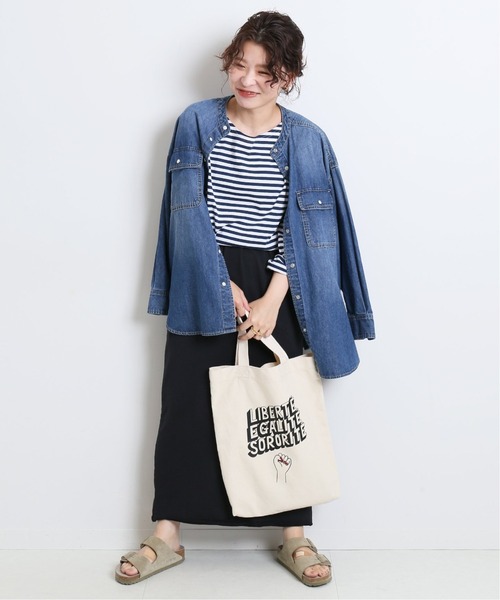 SLOBE IENA(スローブイエナ)の「LE DENIM スタンドシャツ【洗濯機使用可能】◆(シャツ/ブラウス・レディース・ネイビー/ブルー・FREE)」の16枚目の写真