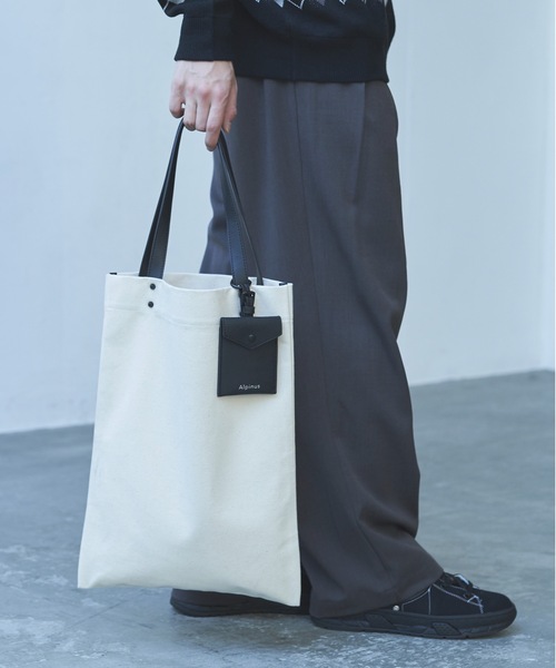 Alpinus(アルピナス)の「Alpinus - ポシェット付き レザーコンビトートバック(トートバッグ・メンズ・ネイビー/ホワイト・FREE)」の5枚目の写真