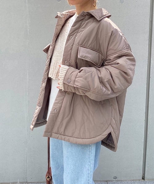 StyleSea（スタイルシー）の「ウェーブキルトCPOブルゾン（ミリタリージャケット・レディース・ブラック/カーキ/アイボリー/グレイッシュベージュ・MEDIUM）」の7枚目の写真