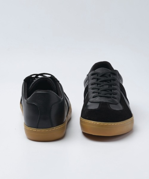 SLACK FOOTWEAR(スラックフットウェア)の「VOLF/ヴォルフ(スニーカー・メンズ・ホワイト/ブラック・26.0cm/26.5cm/27.0cm/27.5cm/28.5cm/28.0cm)」の3枚目の写真