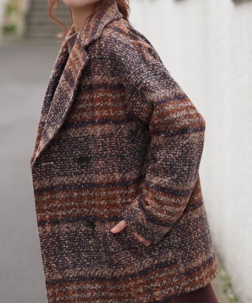 Lilipetit(リリプティ)の「【Lilipetit×Rina】チェックミドルダブルコート(ピーコート・レディース・ベージュ/ネイビー・M/L)」の9枚目の写真
