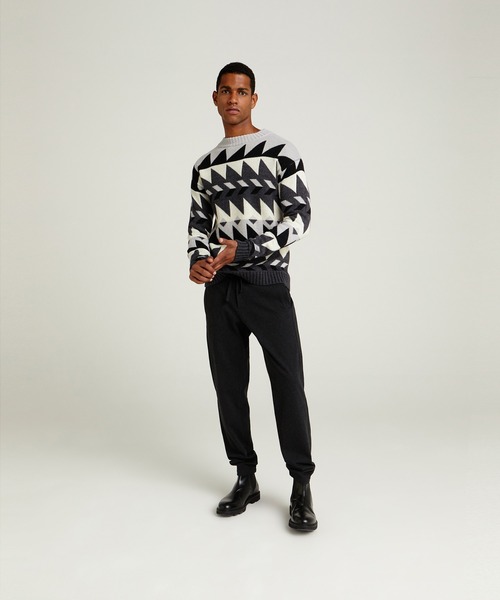 SISLEY(シスレー)の「幾何学柄ラウンドネックニット・セーター(ニット/セーター・メンズ・グレー系その他/ブラウン系その他・SMALL/LARGE/MEDIUM)」の5枚目の写真