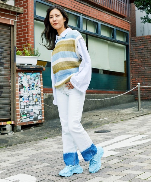 FILA(フィラ)の「FILA x atmos pink INTERATION LIGHT / フィラ アトモス ピンクイントレーション ライト 【SP】(スニーカー・レディース・ブルー/ピンク/パープル/ホワイト・27.0cm/26.0cm/22.0cm/24.0cm/23.0cm/25.0cm/28.0cm)」の8枚目の写真