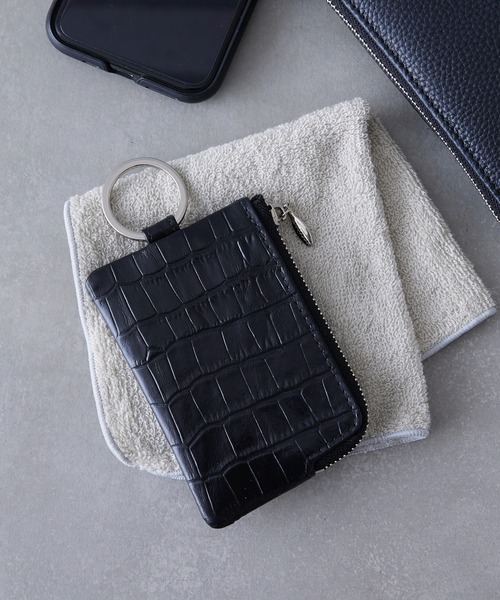 BIRTHDAY BAR(バースデイバー)の「本革 パス&キーケース(パスケース・レディース・シルバー/ゴールド/ブラック/サックスブルー/ピンク/モカ/レモンイエロー/ベージュ/ラベンダー/グリーン/キャメル/ブラック系その他/フューシャピンク/イエロー/ブルー/ゼブラ/アニマル/マルチ/その他1/その他2/ターコイズブルー/タン/ダークブルー/ライトグリーン/ライトパープル/イエロー系/ブルー系その他/ライトブルー・フリー)」の3枚目の写真