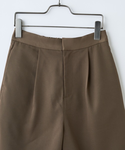 CIAOPANIC（チャオパニック）の「スラックスハーフパンツ（その他パンツ・レディース・ブラック/ブラウン/ブルー・SMALL/MEDIUM）」の6枚目の写真