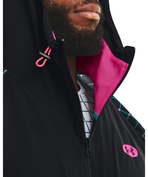 UNDER ARMOUR(アンダーアーマー)の「UAウーブン フード ジャケット ジオメトリー(トレーニング/メンズ)(その他アウター・メンズ・ブラック・XL/S/M/3XL/L/XXL)」の5枚目の写真