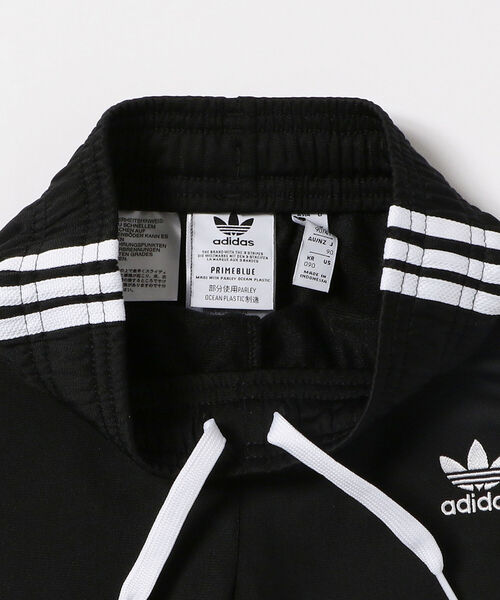 こども ビームス（コドモビームス）の「adidas / アディカラー SST トラックスーツ 22（90㎝）（ジャージ・キッズ・ブラック・90/80）」の9枚目の写真