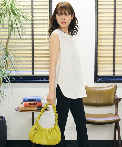 ROYAL PARTY(ロイヤルパーティー)の「ROYAL PARTY(ロイヤルパーティー) 2WAYギャザーハンドルハンドバッグ / ホーボーミニショルダー ソフトレザー RPT-B052(ハンドバッグ・レディース・ブラック/ベージュ/グリーン・FREE)」の22枚目の写真